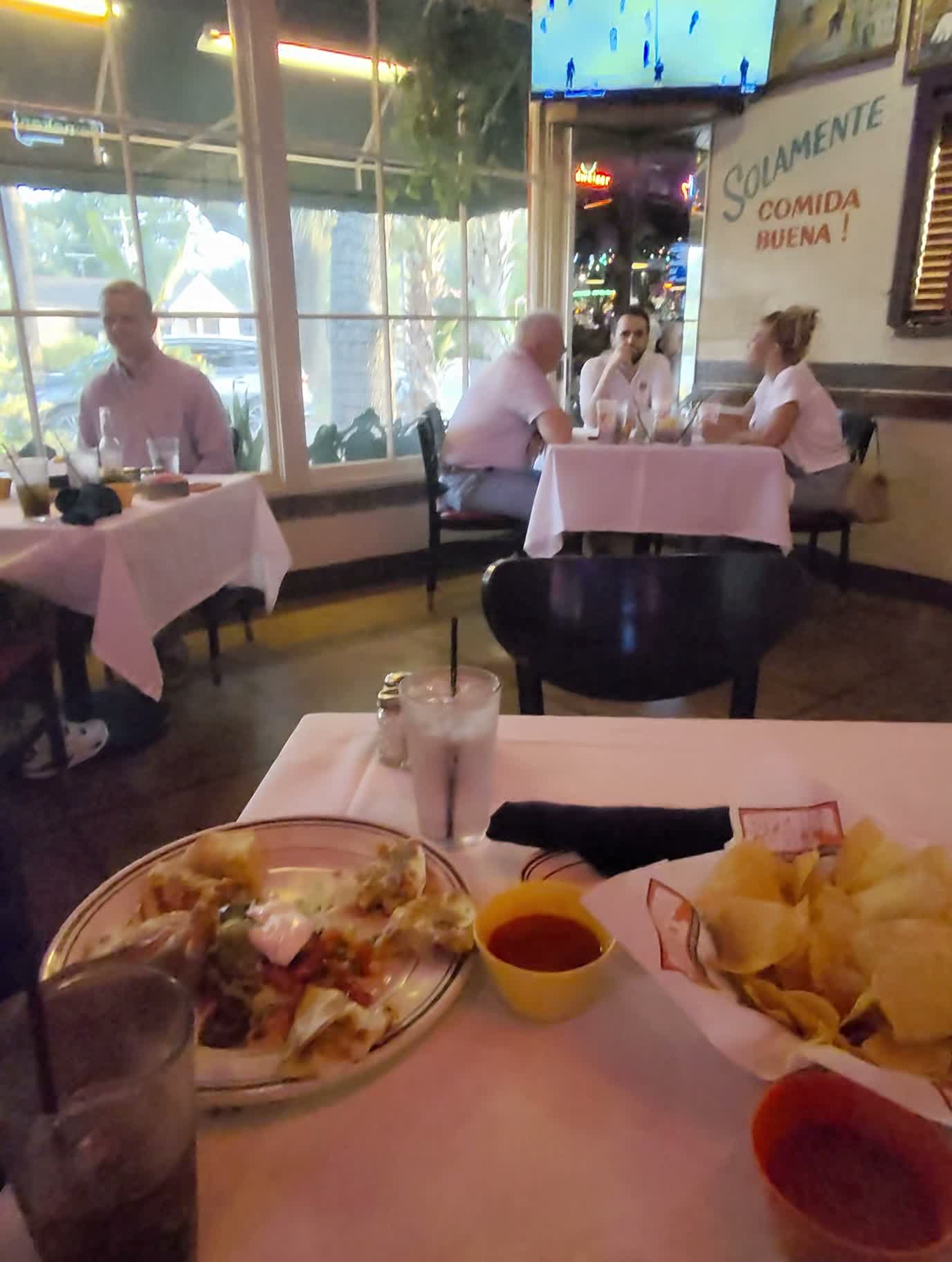 Video review of Superior Grill