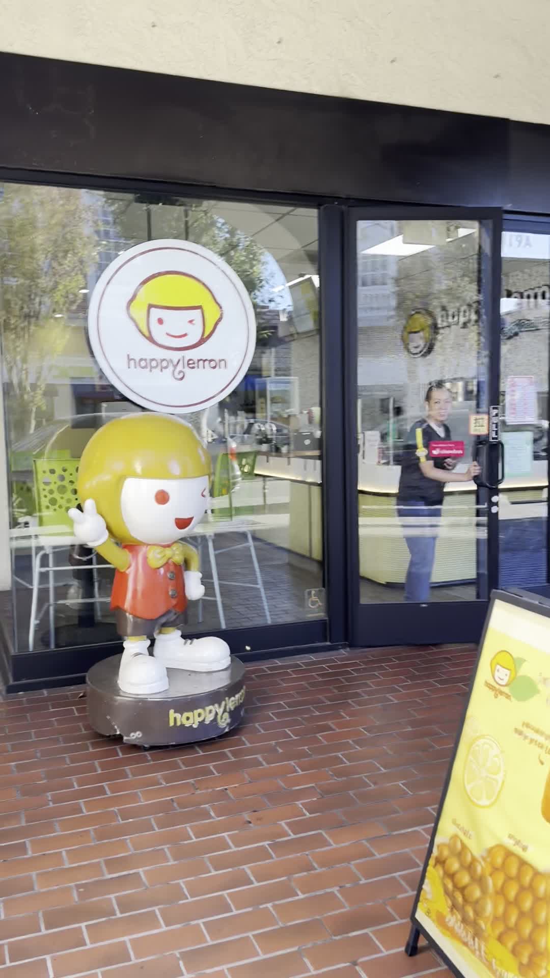 Video review of Happy Lemon