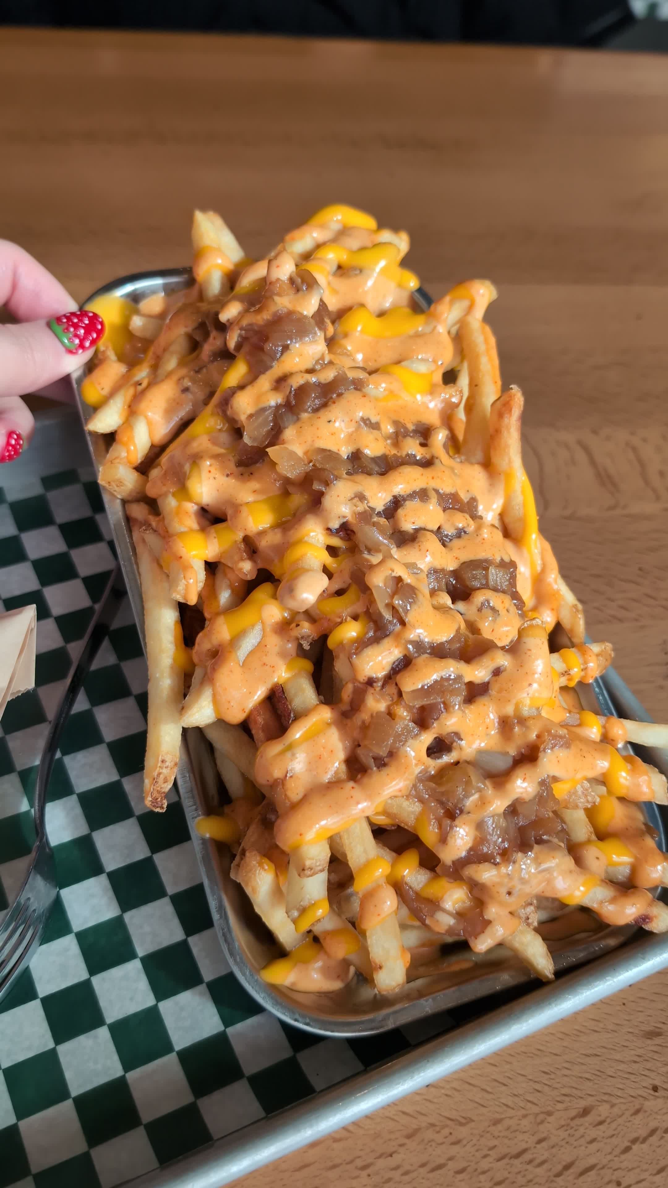 Video review of Vera's Burger Shack