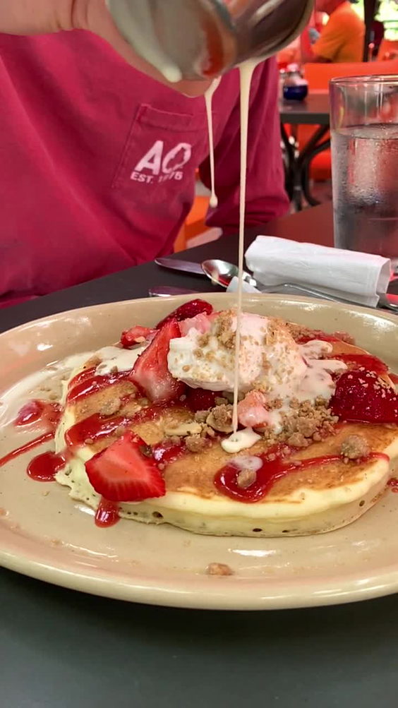 Snooze, an A.M. Eatery