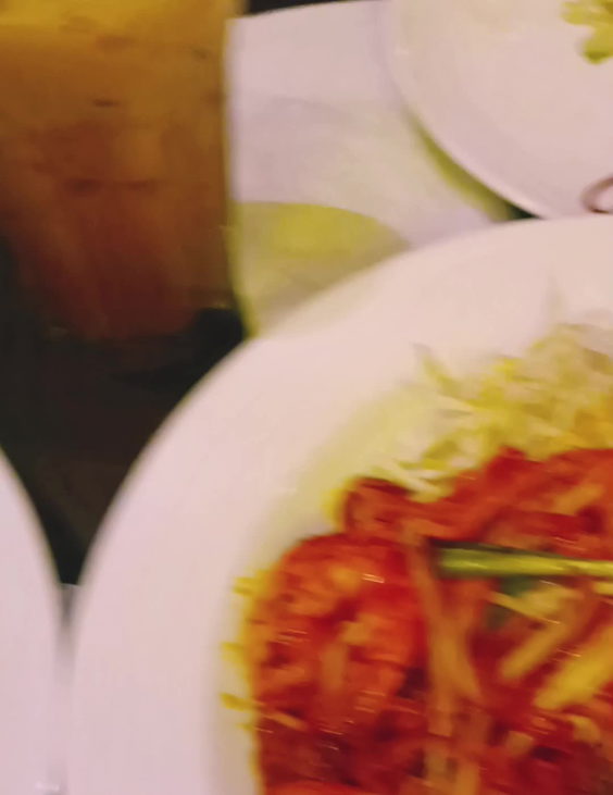 LucKi Thai Bistro