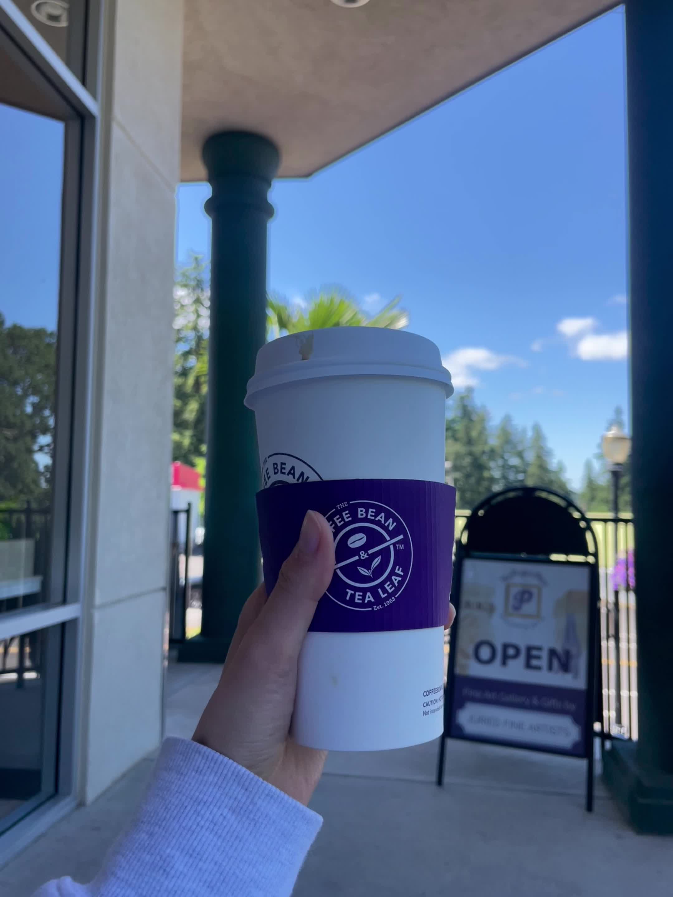 The Coffee Bean & Tea Leaf