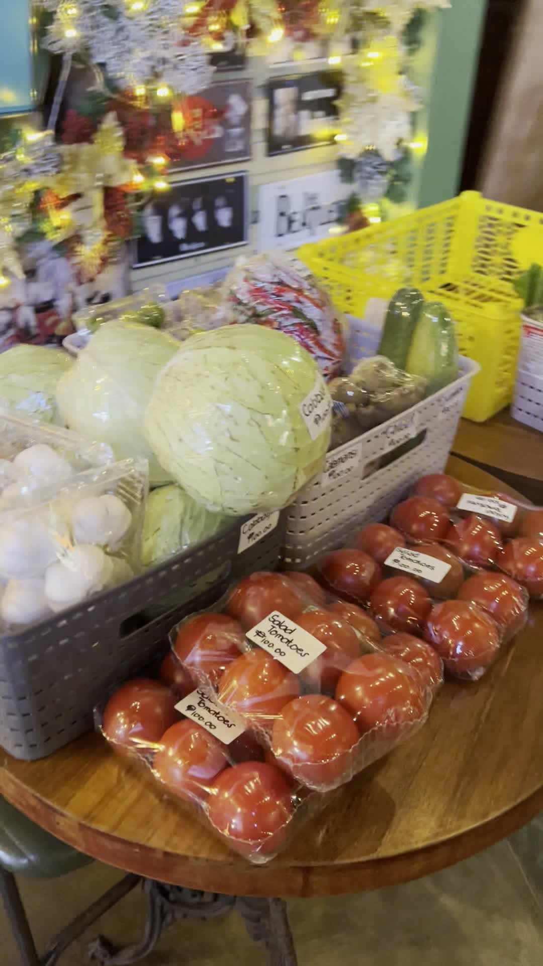 Video review of Cafe Voi La