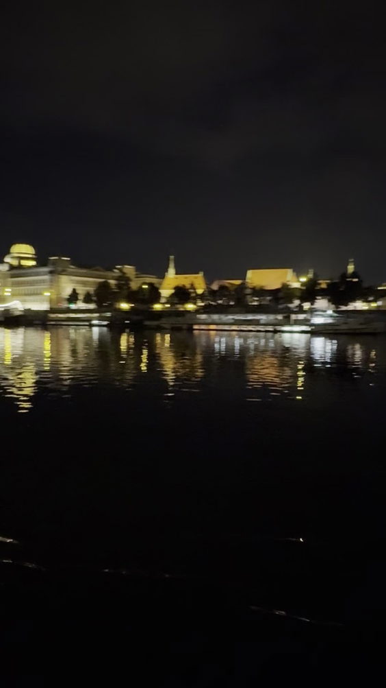 Pražská náplavka | Vltava Riverside
