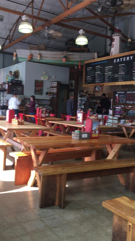 New England Lobster Market & Eatery