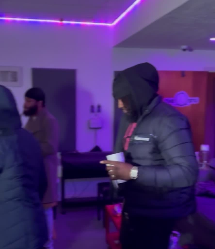 The tomb stone studio