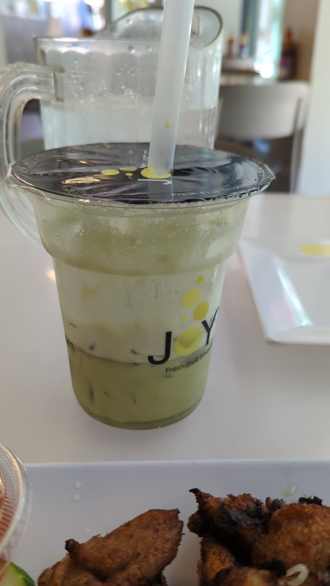 Video review of Joy Yee's Noodles