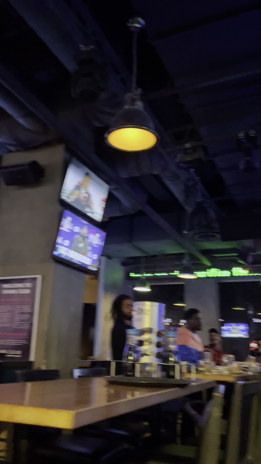 Shark Club Sports Bar & Grill