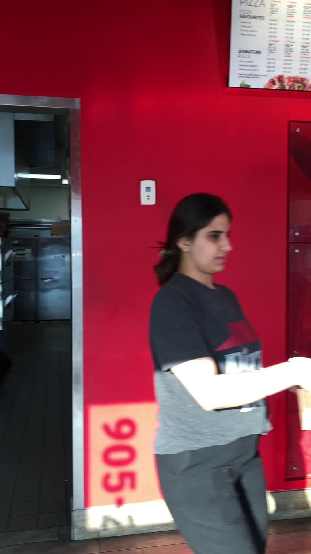 Video review of Pizza Hut Markham
