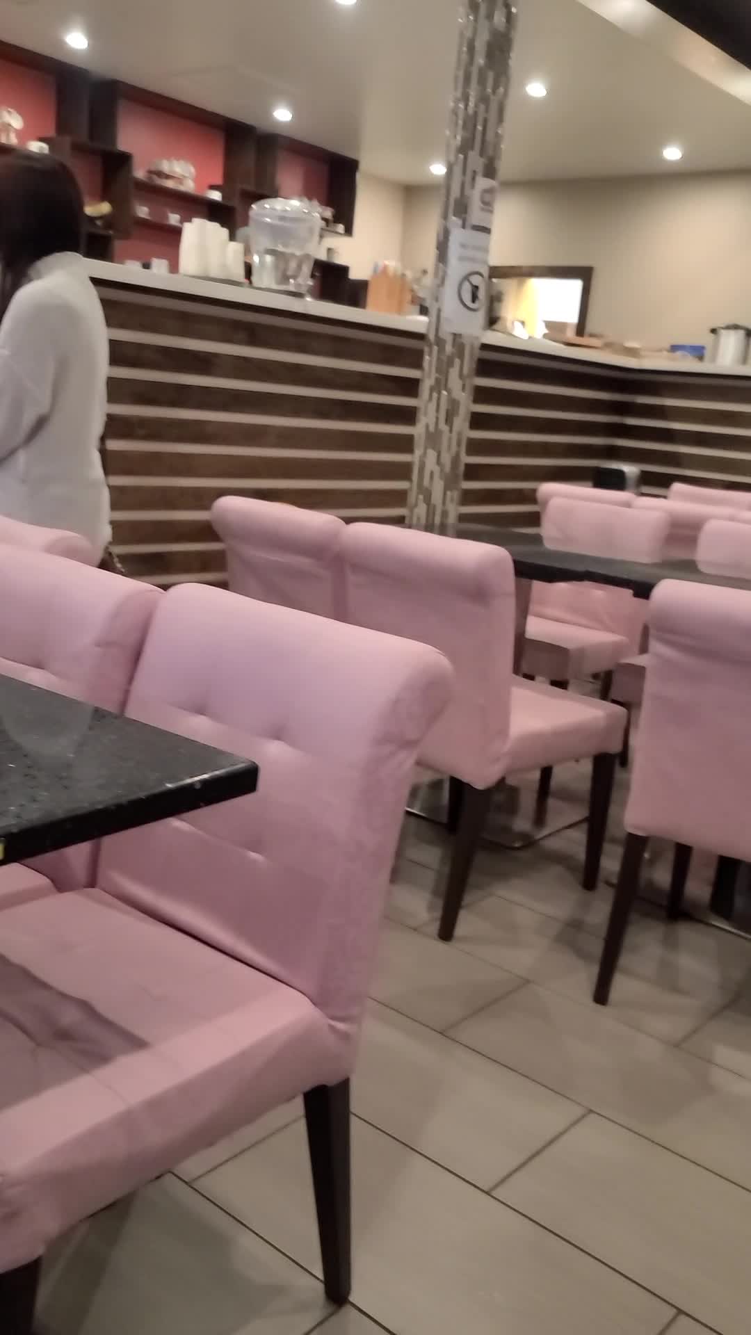 Video review of Snowflake Tea House