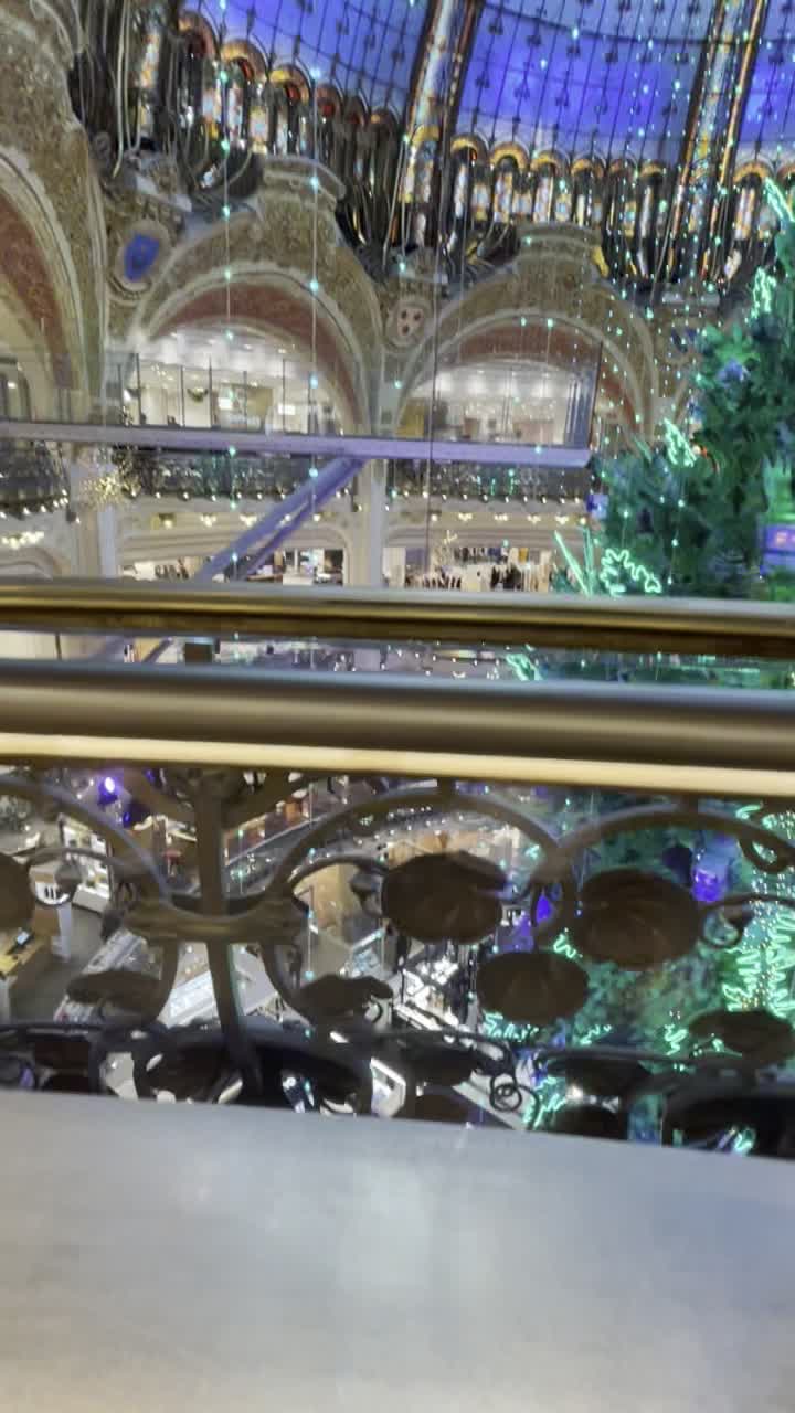 A|X Uomo Paris Galeries Lafayette
