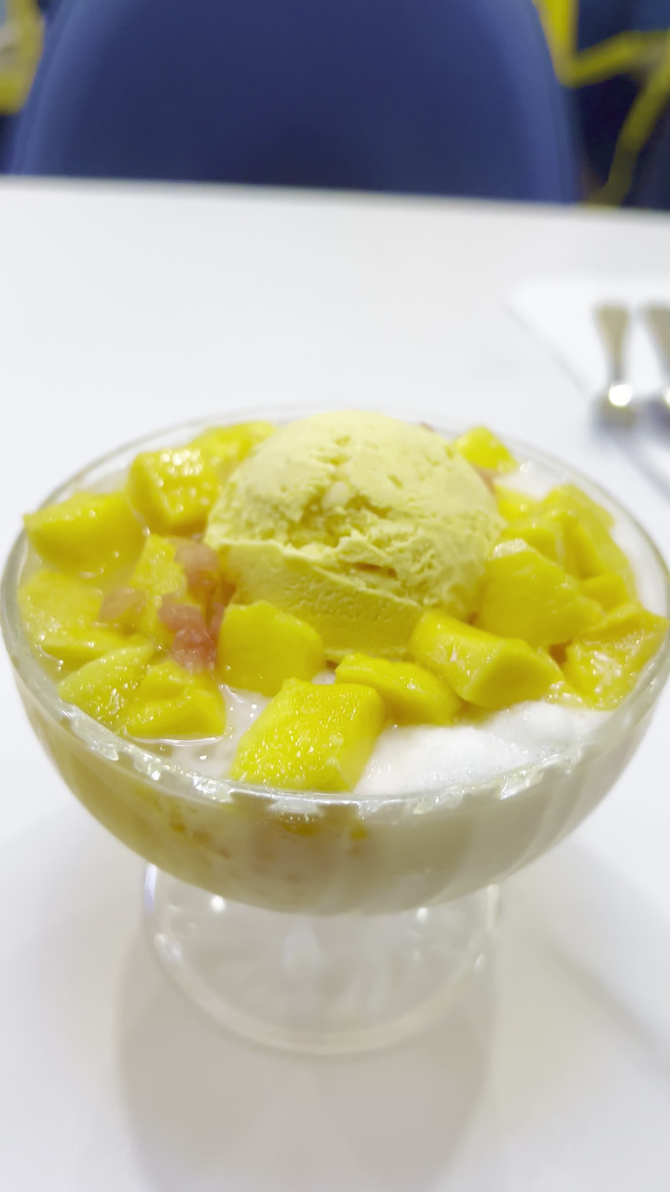 Mango Mango Dessert