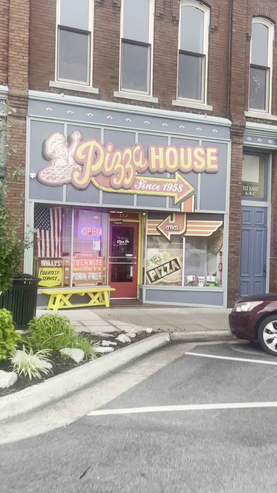 Pizza House