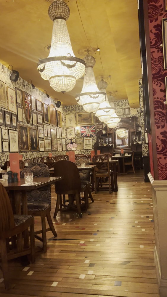 Cosy Club