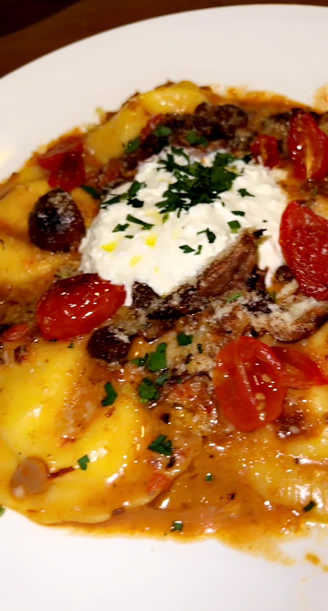 Cooper’s Hawk Winery & Restaurant