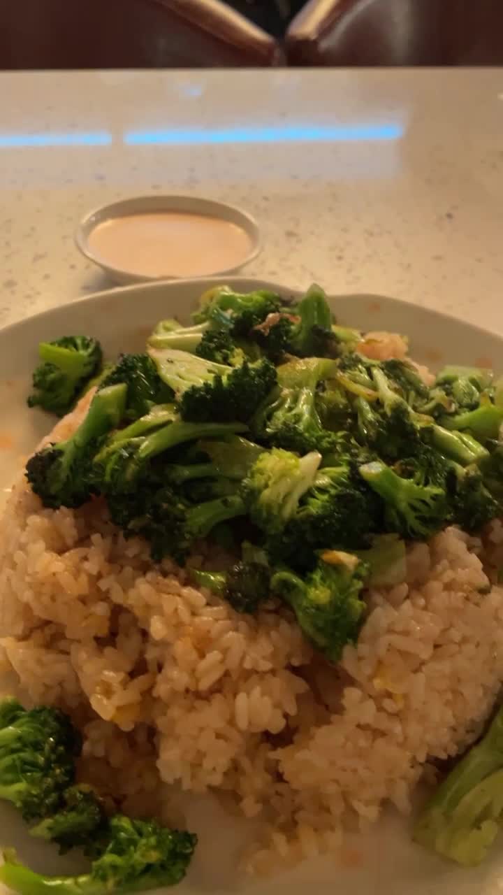 Osaka Japanese Steakhouse & Sushi Bar