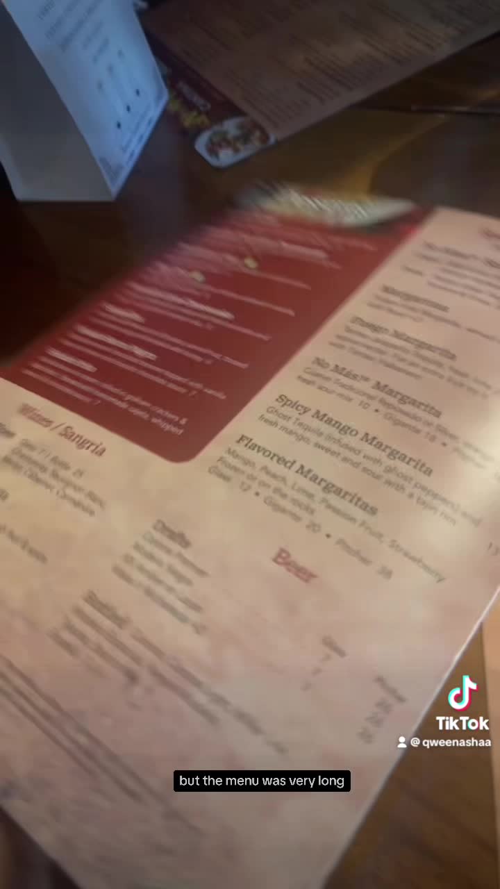 Video review of No Mas! Cantina