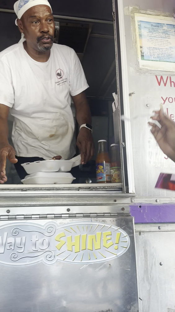 Vinnys Food Cart And Catering