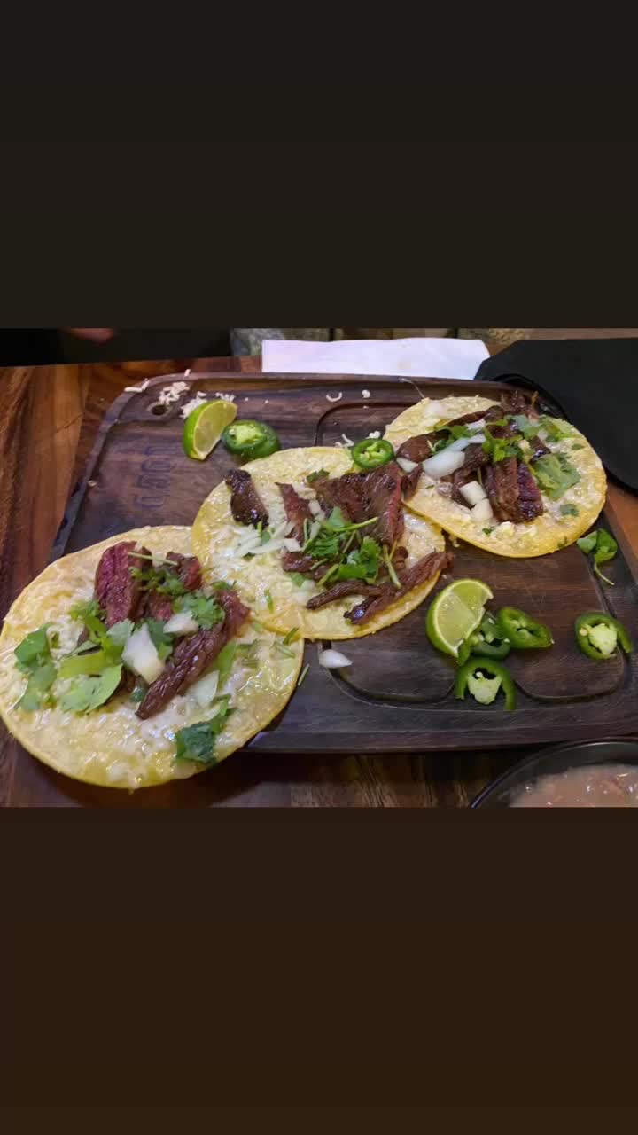 Loco-Chon Bar & Grill