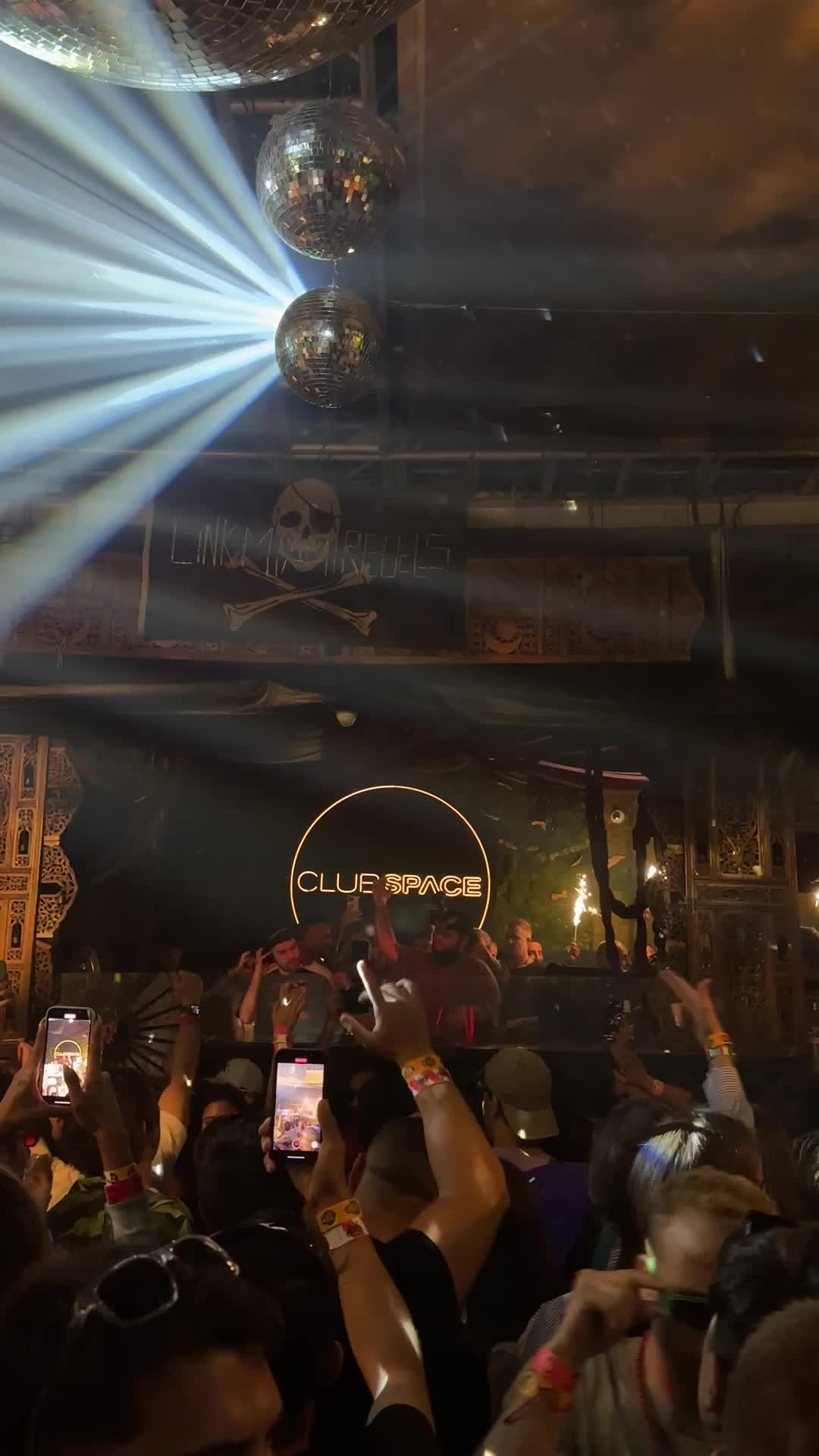 Video review of Club Space