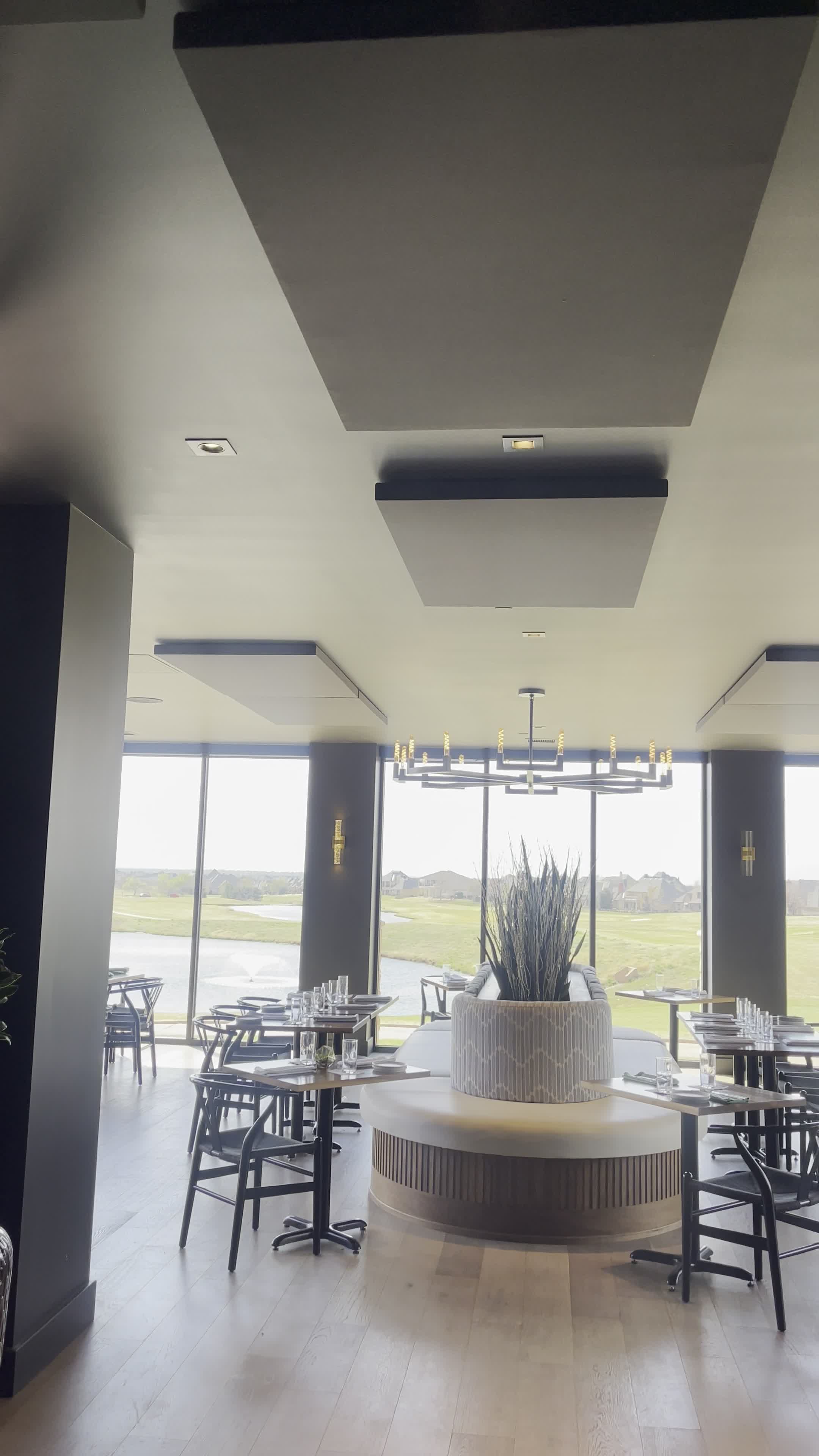 Video review of AJ's Pizzeria