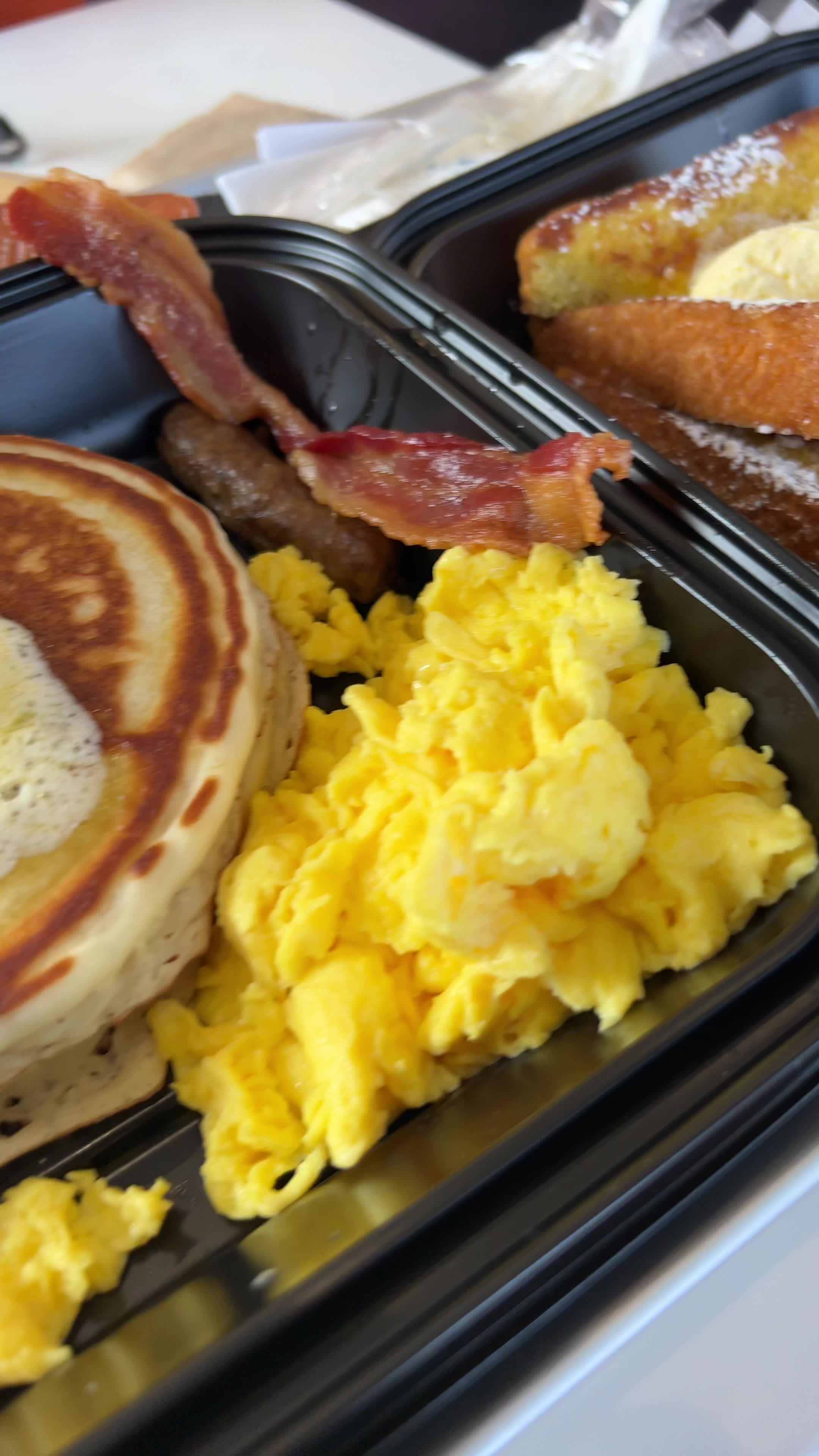 Frisco's Carhop Drive-Thru