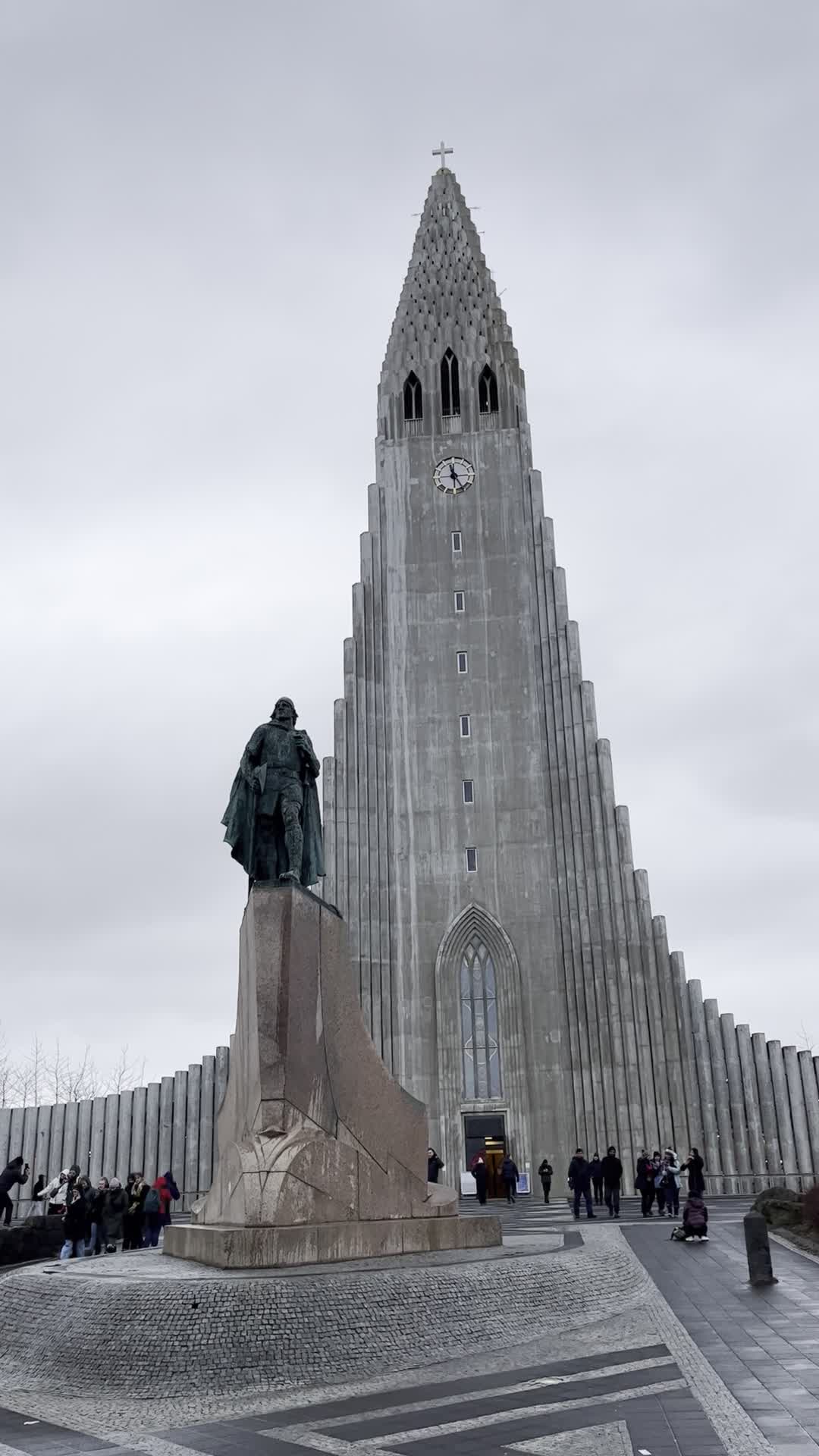 Video review of Leifur Eiriksson
