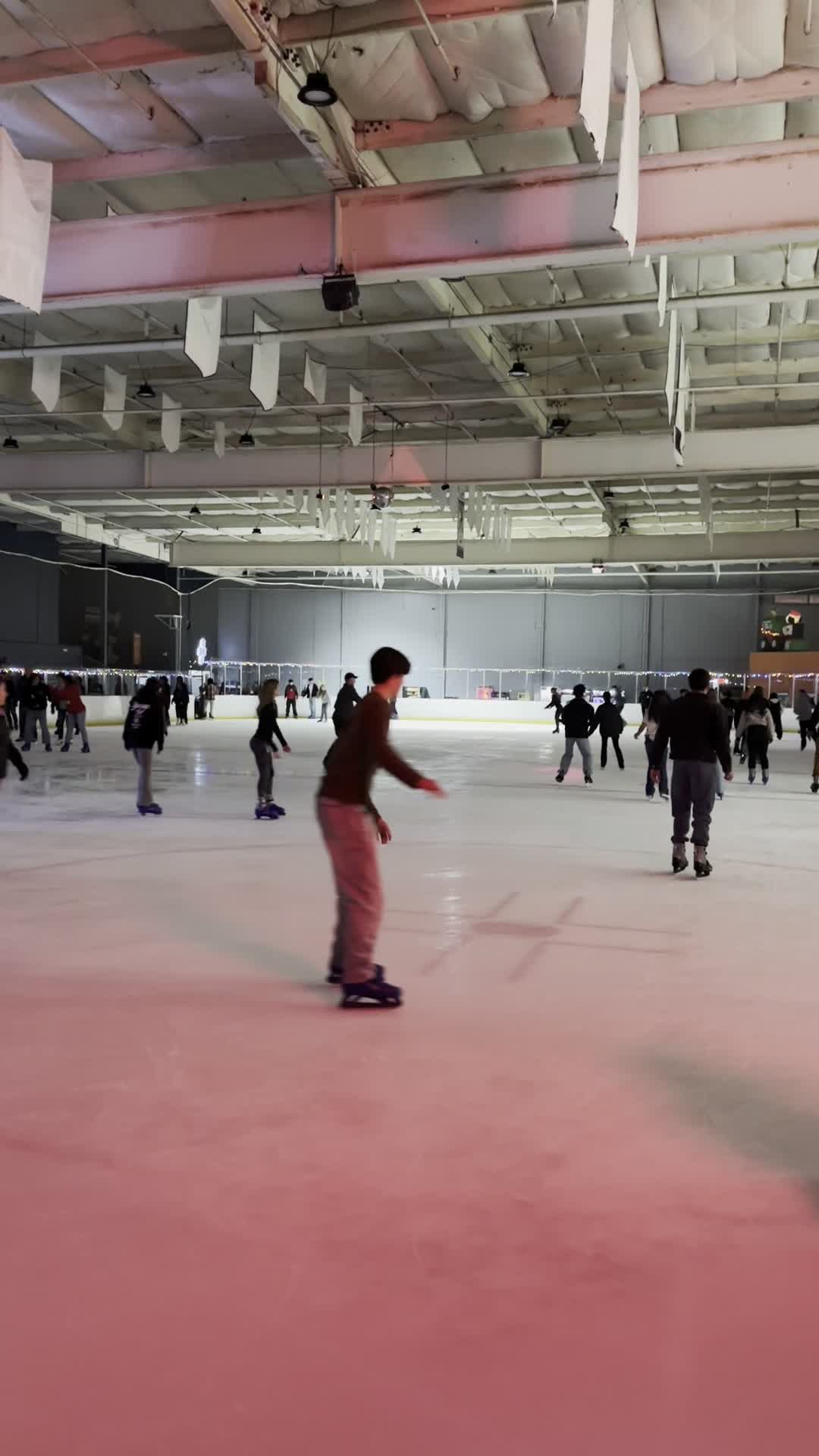 La Kings Icetown Riverside