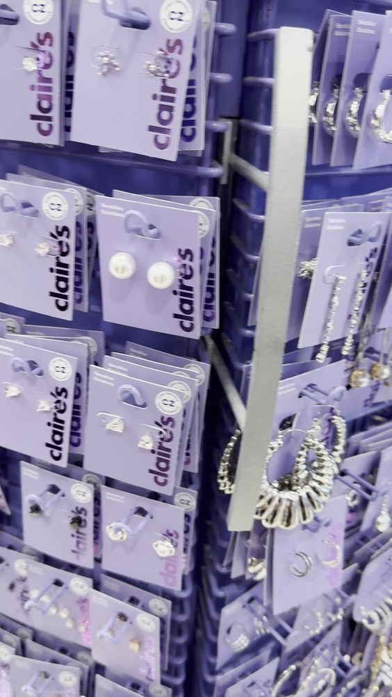 Claire's