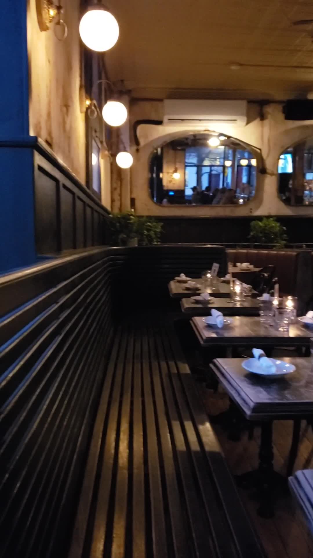 Video review of White Star Bar