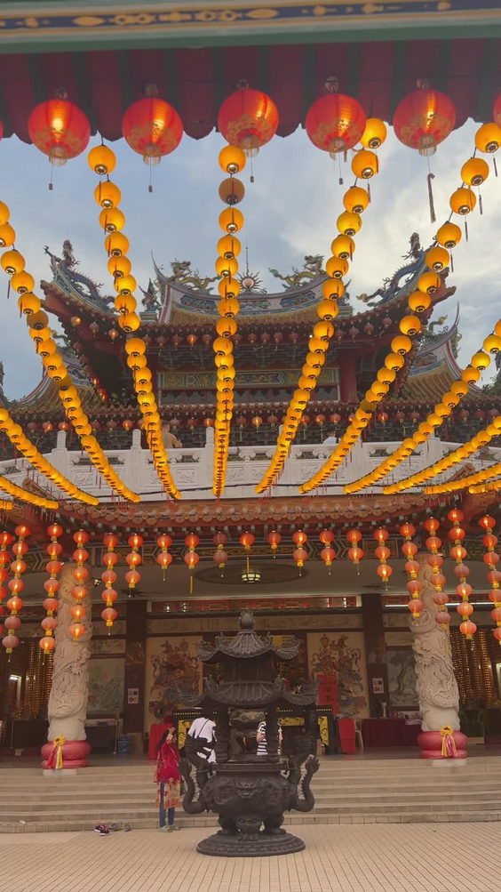 Thean Hou Temple (天后宫)