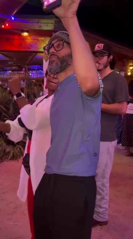 Video review of Seacrets