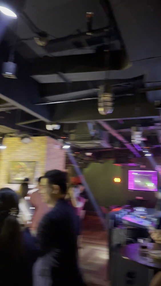 Moonshine Pub BGC