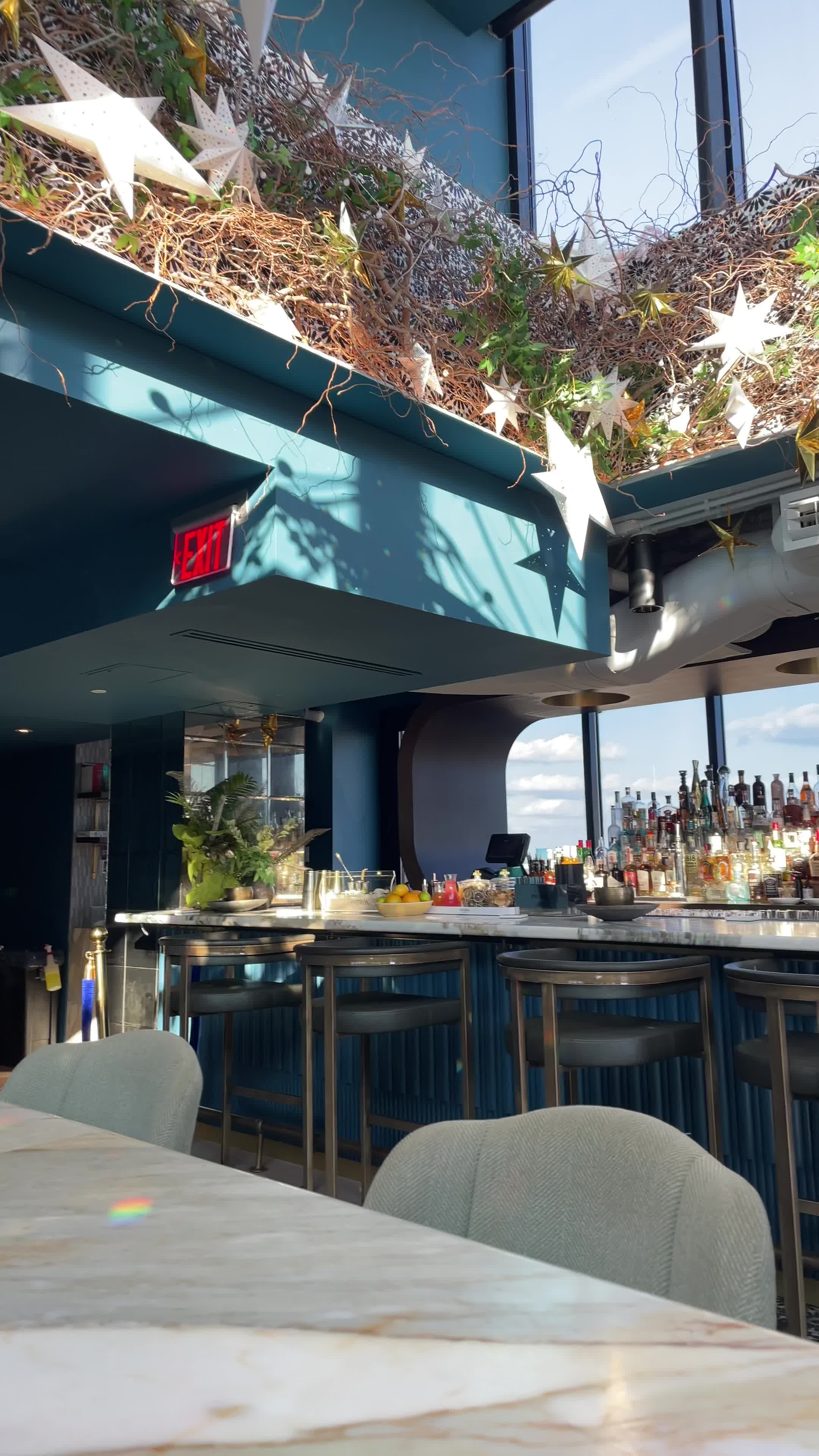 Video review of Ciel Social Club