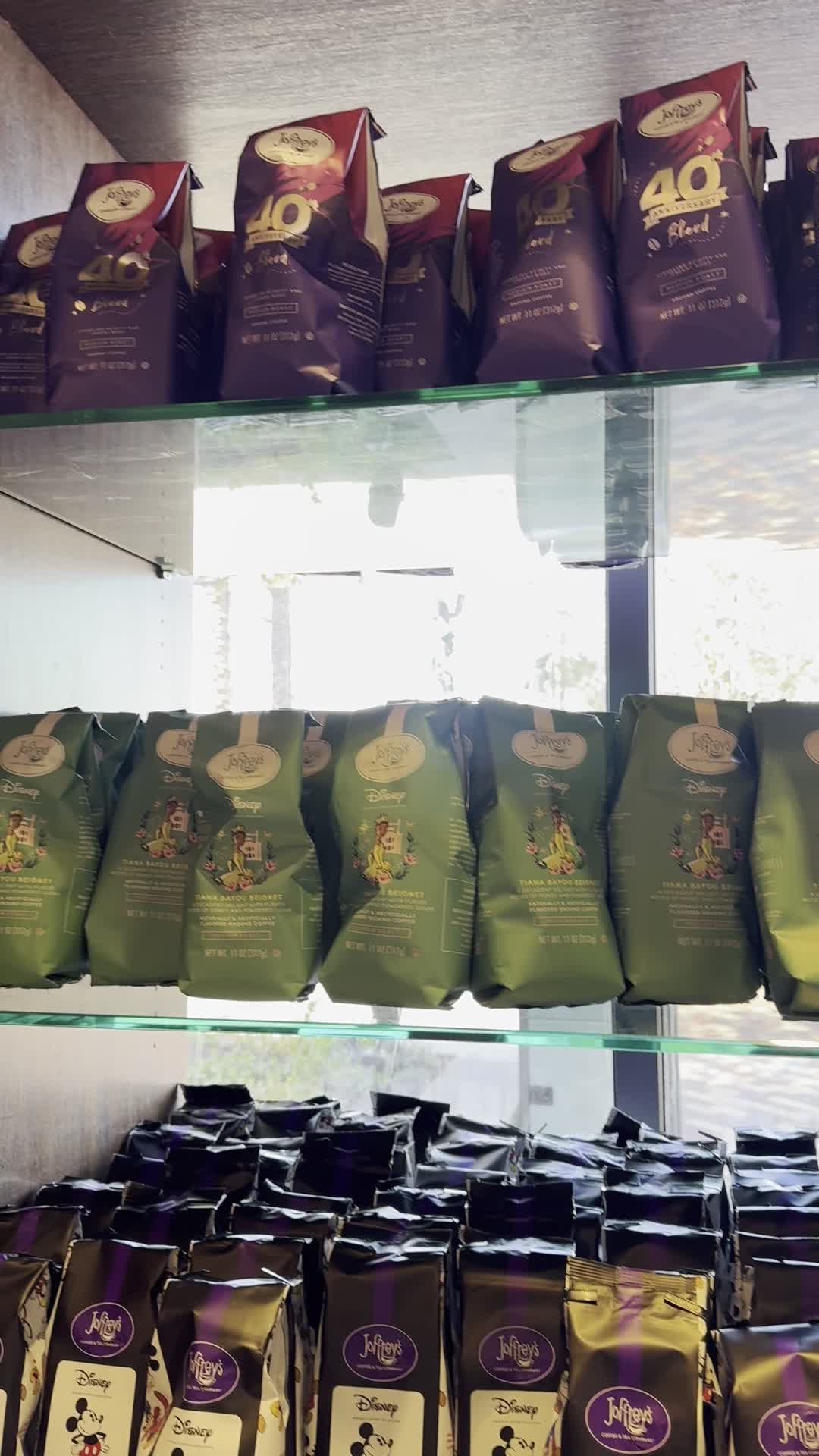 Video review of Tea Traders Café by Joffrey's