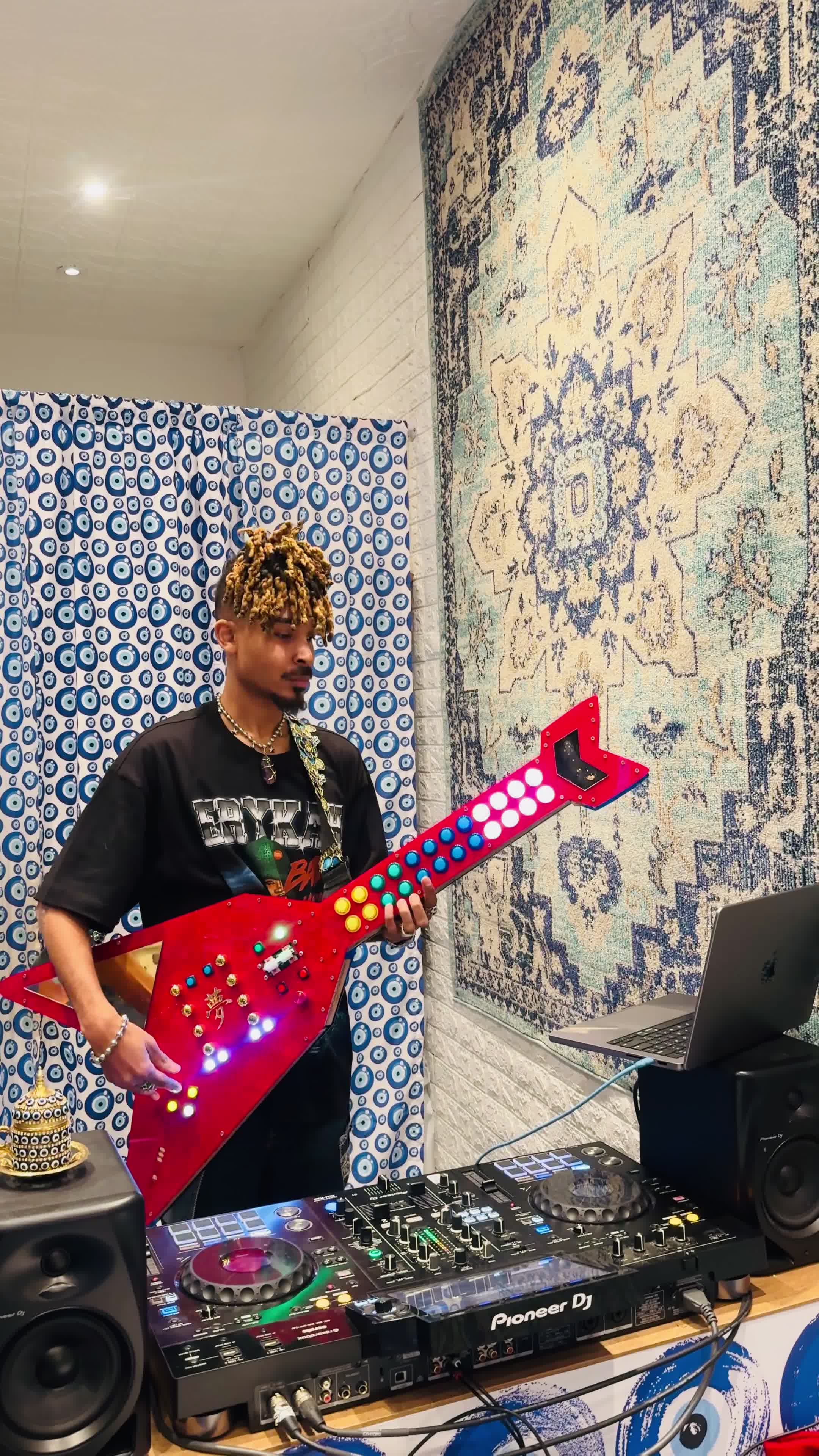 Wonder City Coffee & Doughnuts