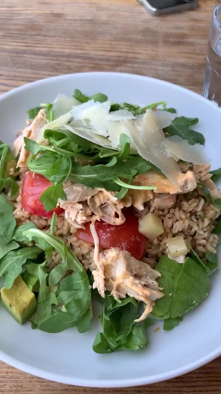 Video review of Zinqué