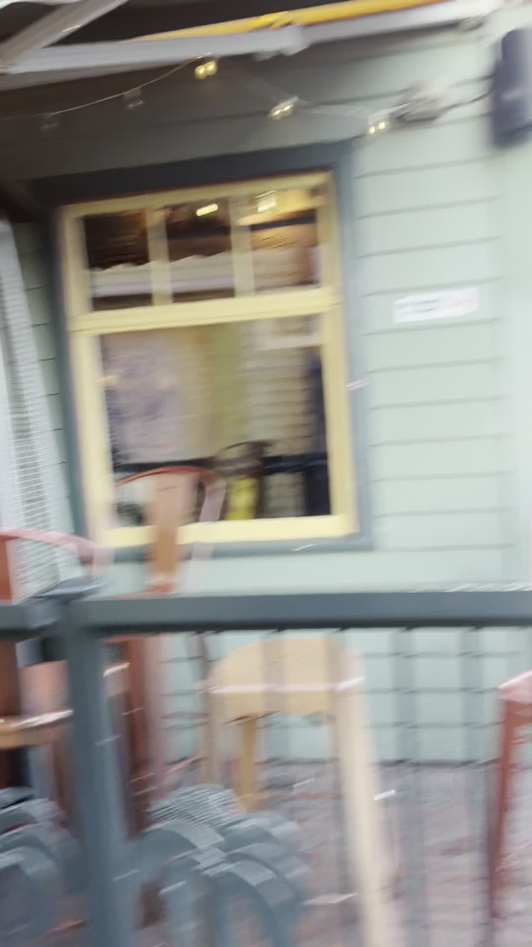 Video review of Cottage Street Pub