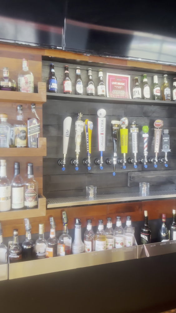 Red Moon Tavern