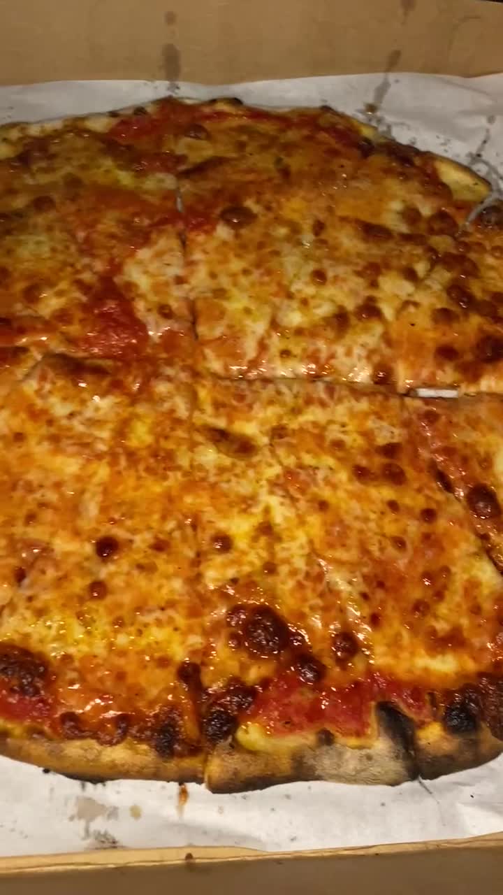 Frank Pepe Pizzeria Napoletana