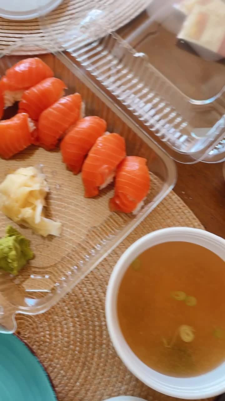 Video review of AA Sushi