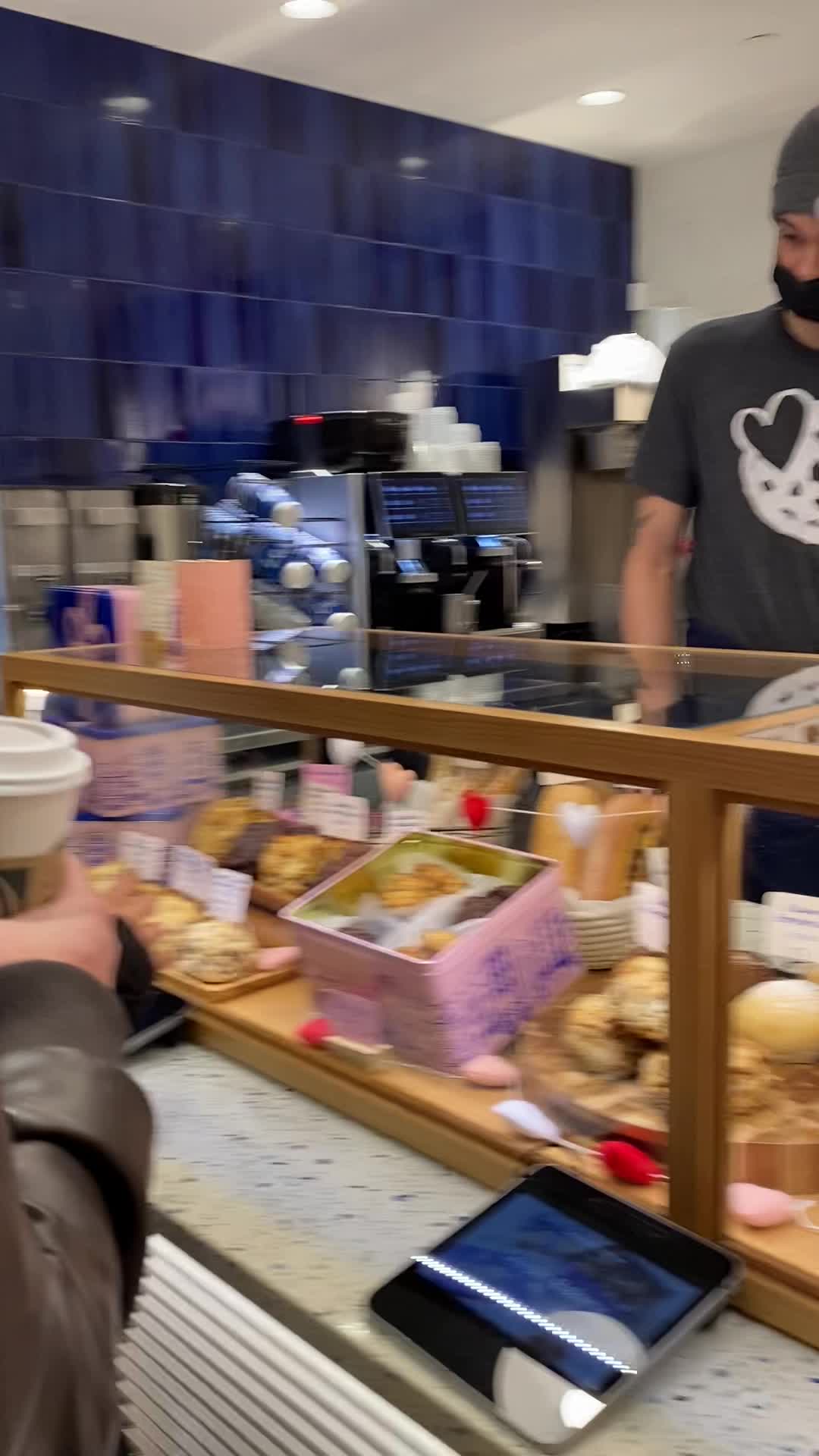 Video review of Levain Bakery