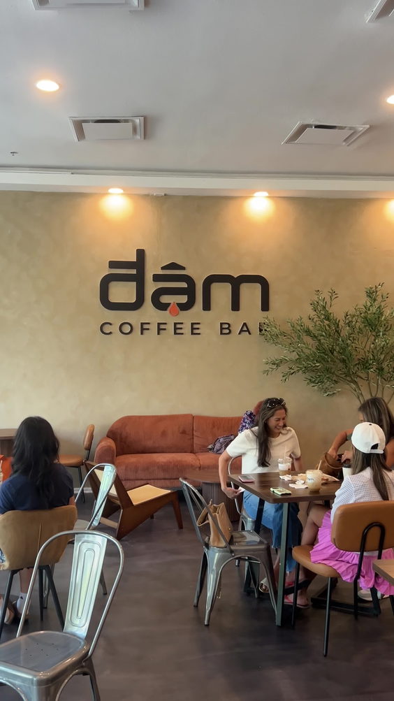Dâm Coffee Bar
