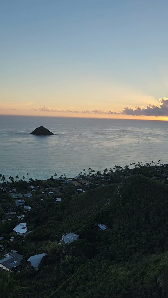 Lanikai Pillboxes Hike