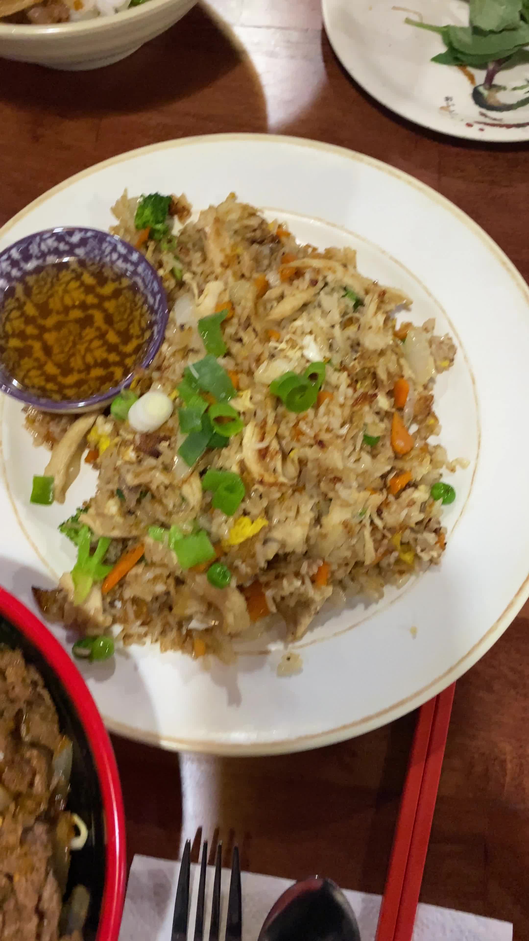 Video review of Pho Hong