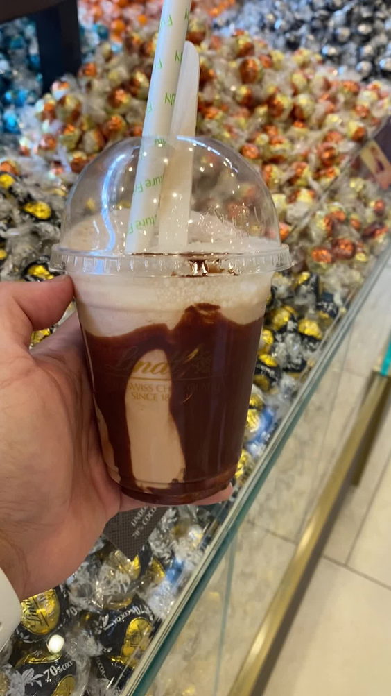 Lindt Chocolate Shop DFO Brisbane