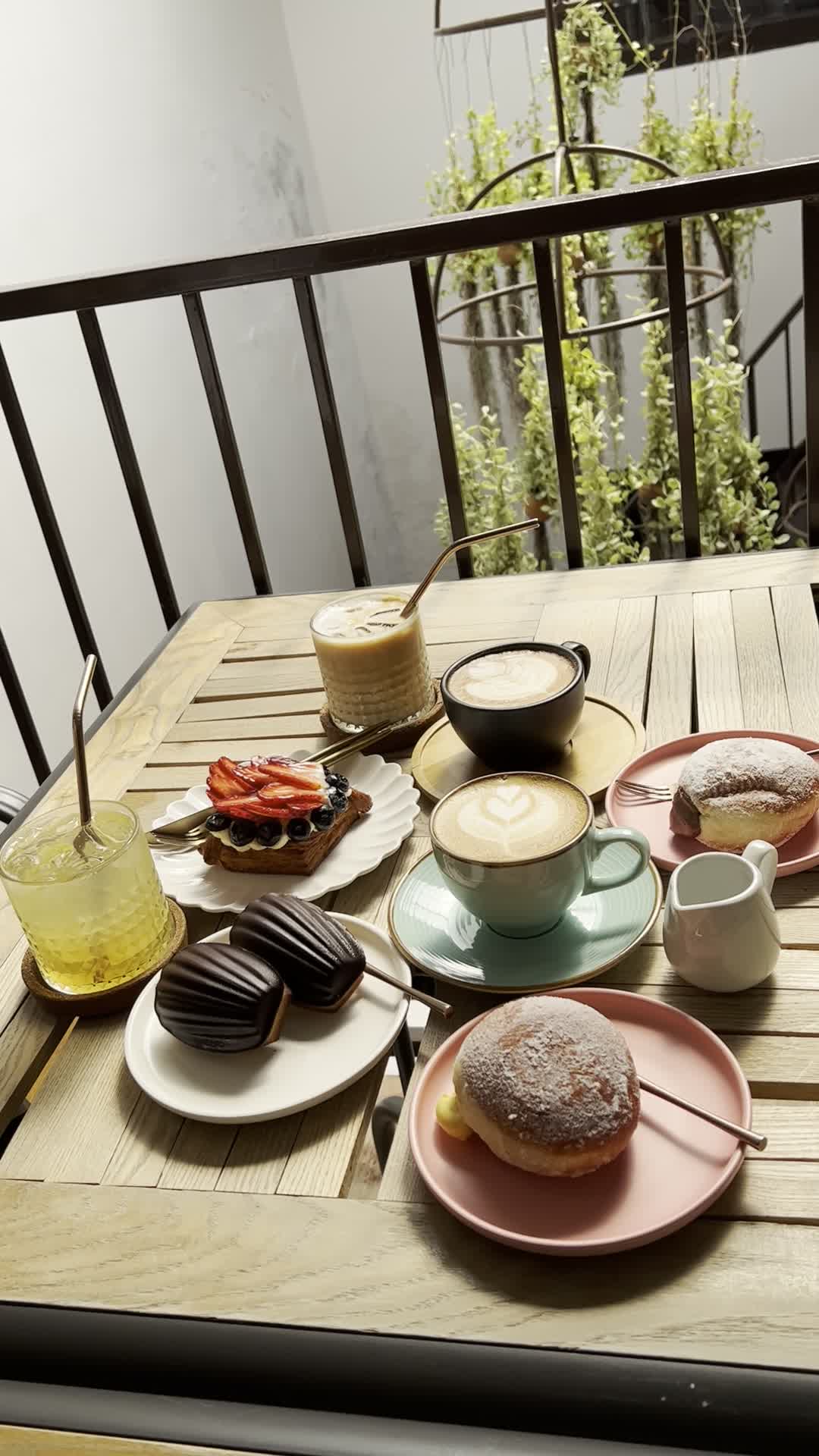 La Vie En Rose Pâtisserie