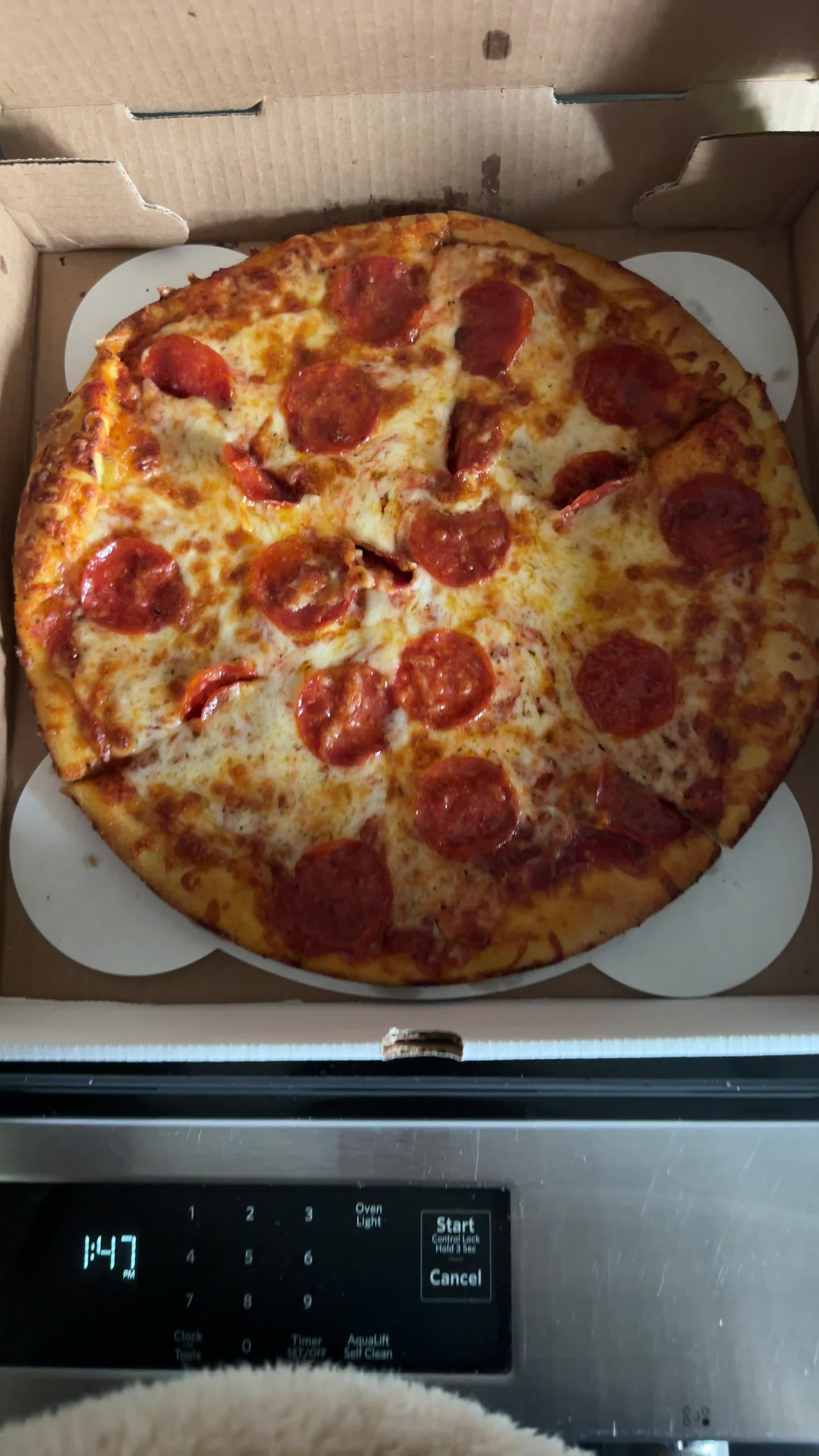 Video review of Portsmouth Bread Box