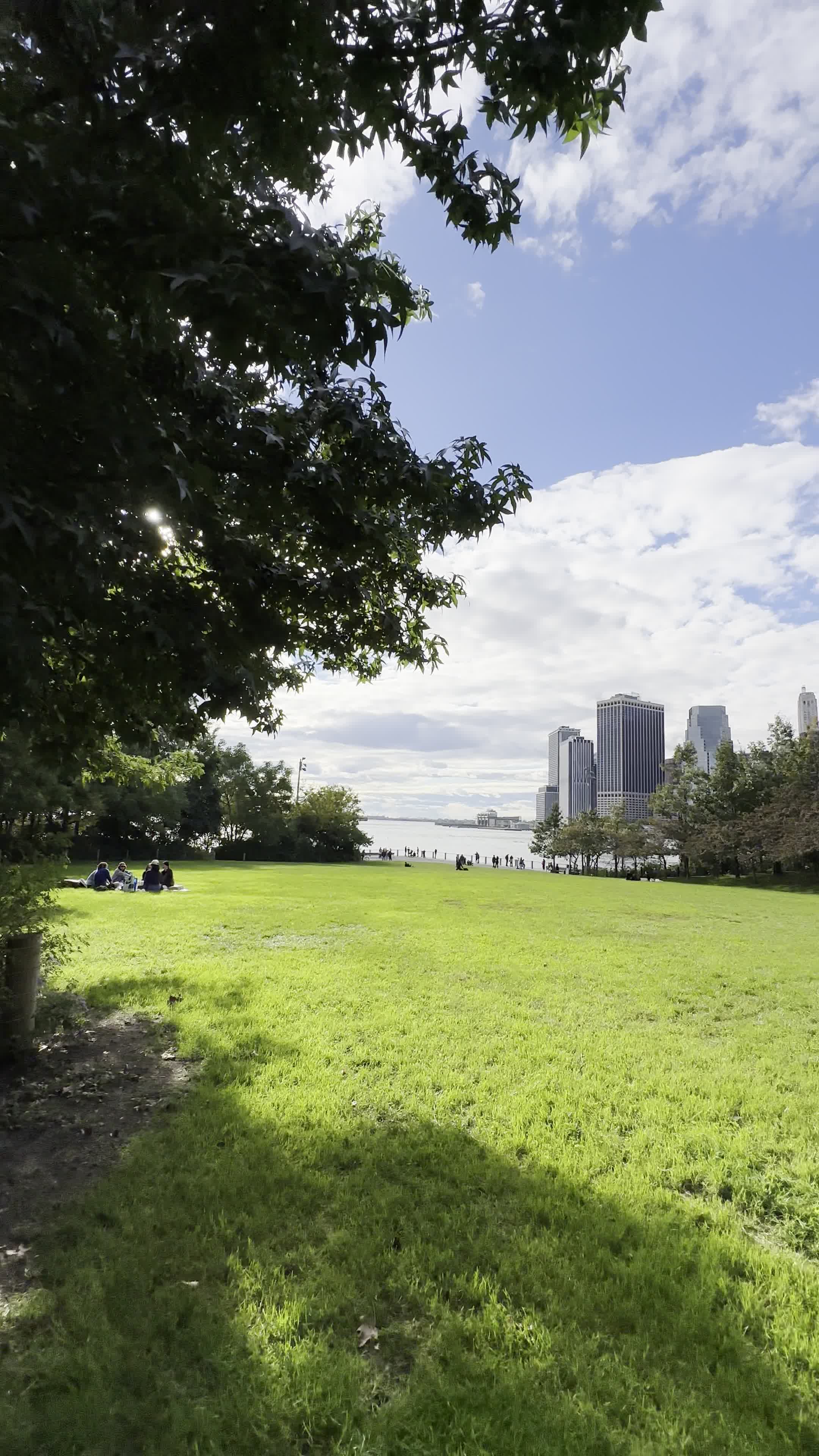 Video review of Brooklyn Bridge Park