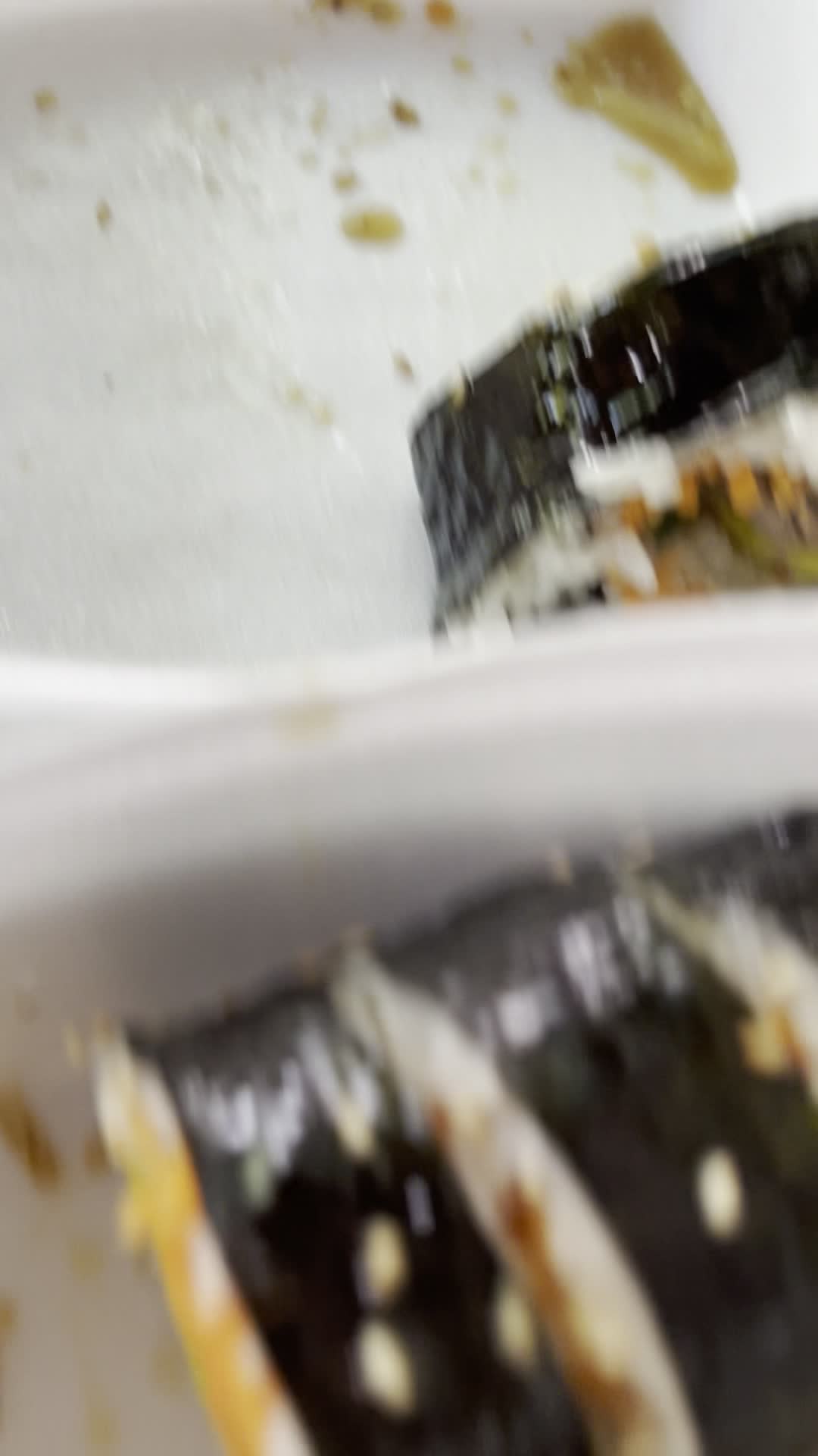 Video review of Ahri's Kitchen